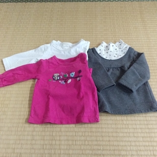 ベビーギャップ(babyGAP)の70サイズ　女の子　長袖Tシャツ&トレーナーセット(Ｔシャツ)