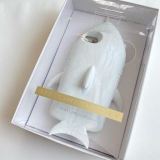 ステラマッカートニー(Stella McCartney)の【新品】STELLA McCARTNEY サメ iPhoneケース マーブル 白(iPhoneケース)