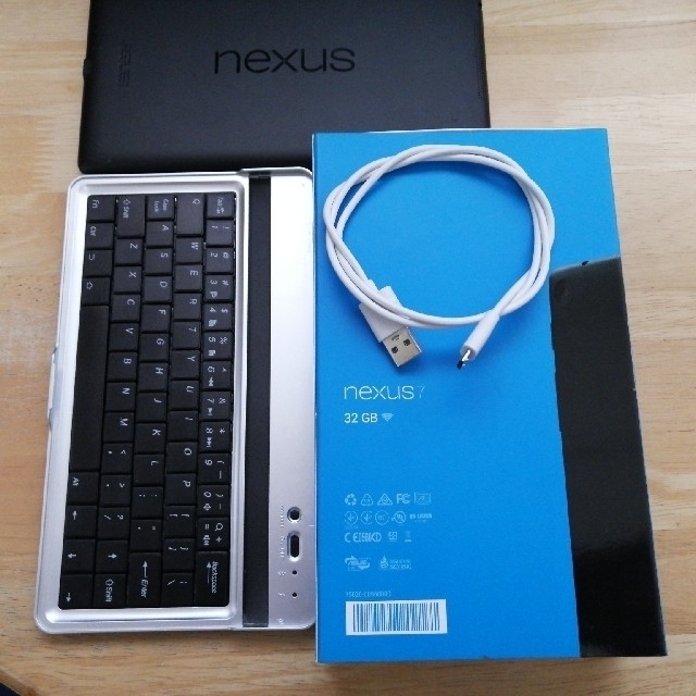 ASUS(エイスース)のnexus7 32GB スマホ/家電/カメラのPC/タブレット(タブレット)の商品写真