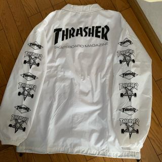 THRASHER - THRASHER コーチジャケット ホワイトの通販｜ラクマ