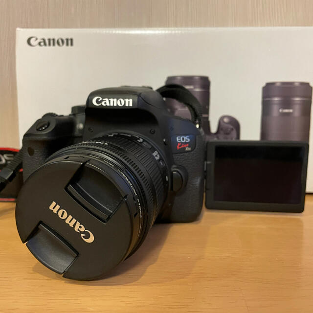デジタル一眼Canon キャノン EOS Kiss X9i トリプルレンズ