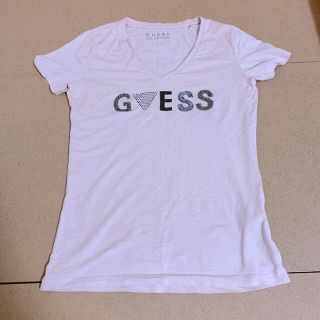 ゲス(GUESS)のGUESS  ロゴT  くすみピンク　美品　シンガポール(Tシャツ/カットソー(半袖/袖なし))