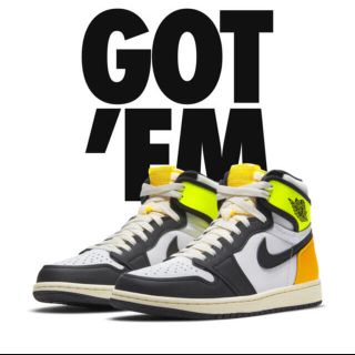 ナイキ(NIKE)の当選品★NIKE AIR JORDAN 1 HIGH OG VOLT GOLD (スニーカー)