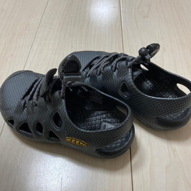 KEEN(キーン)のjusmine様専用＊KEEN サンダル 16cm キッズ/ベビー/マタニティのキッズ靴/シューズ(15cm~)(サンダル)の商品写真