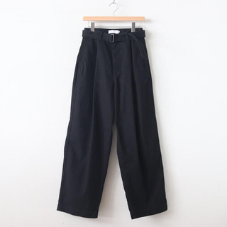 コモリ(COMOLI)のGraphpaper Military Cloth Belted Pants(チノパン)