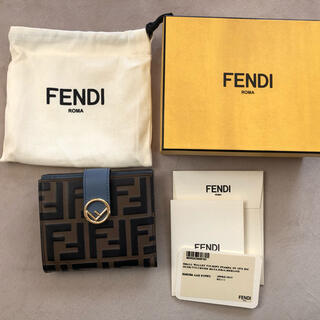 フェンディ(FENDI)のFENDI  財布　二つ折り　F is Fendi(財布)