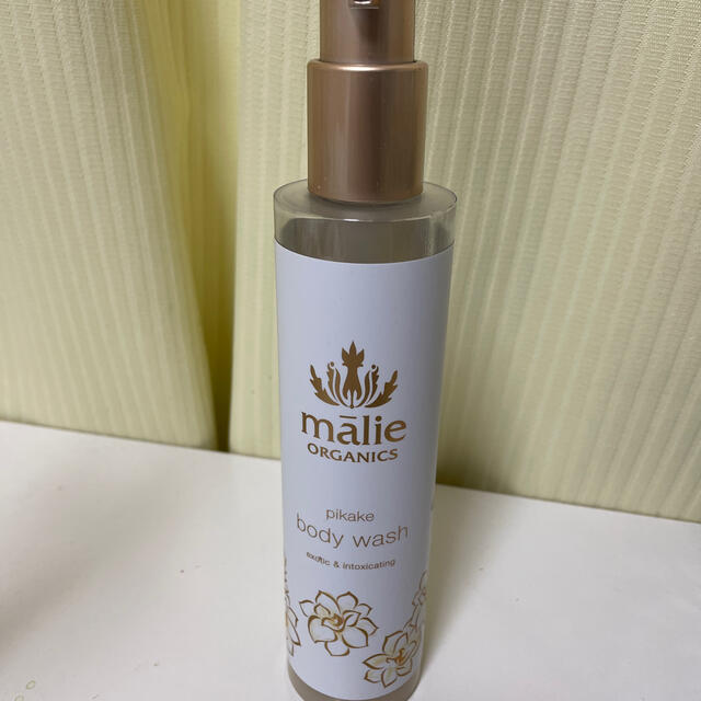 Malie Organics(マリエオーガニクス)のMalie マリエ　ピカケの香り　Body wash コスメ/美容のボディケア(ボディソープ/石鹸)の商品写真