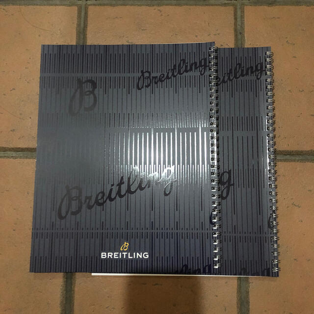 BREITLING(ブライトリング)のブライトリング☆ノベルティ☆ノート2冊 エンタメ/ホビーのコレクション(ノベルティグッズ)の商品写真