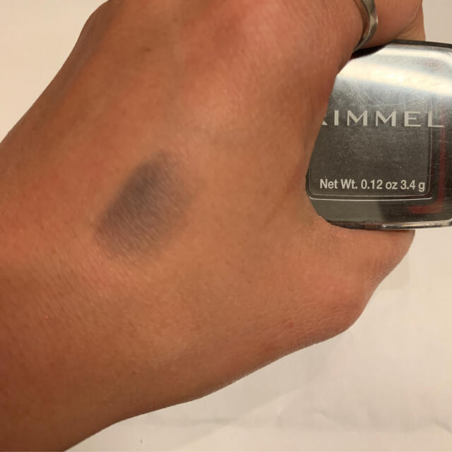 RIMMEL(リンメル)のリンメル　アイシャドウ コスメ/美容のベースメイク/化粧品(アイシャドウ)の商品写真