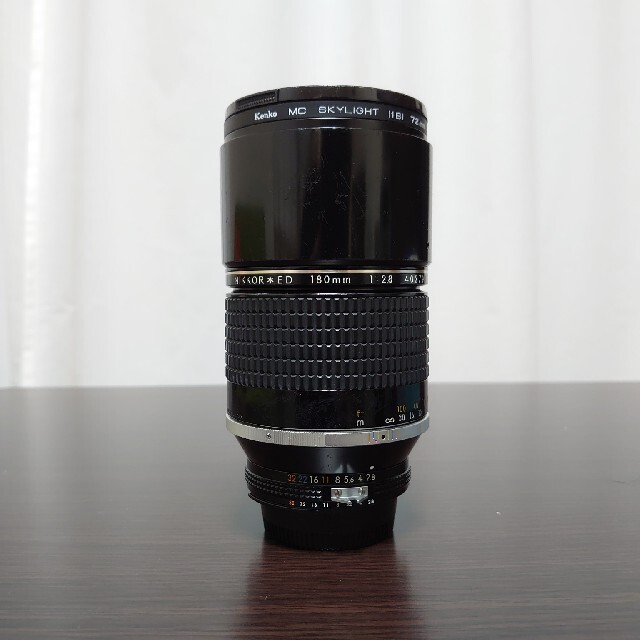 Nikon Ai-S Nikkor ED 180mm F2.8 Nikon Ai-S Nikkor ED 180mm F2.8