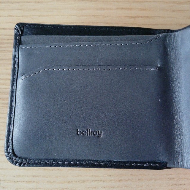 あずみ様専用　Bellroy ベルロイ ハイド&シーク 黒 メンズのファッション小物(折り財布)の商品写真