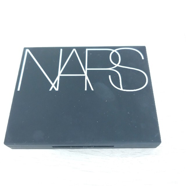 NARS クワッドアイシャドー 3972