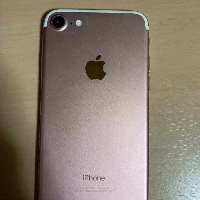 スマートフォン本体iPhone 7 Rose Gold 32 GB SIMフリー