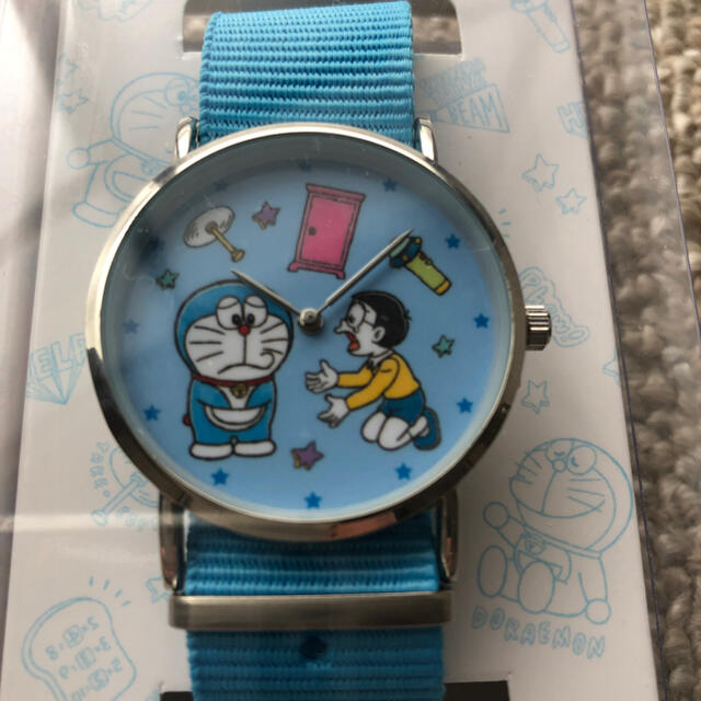 3COINS ドラえもん腕時計 2個セット レディースのファッション小物(腕時計)の商品写真