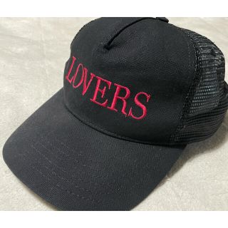 サンローラン(Saint Laurent)のAMIRI LOVERS TRUCKER HAT アミリ   キャップ(キャップ)