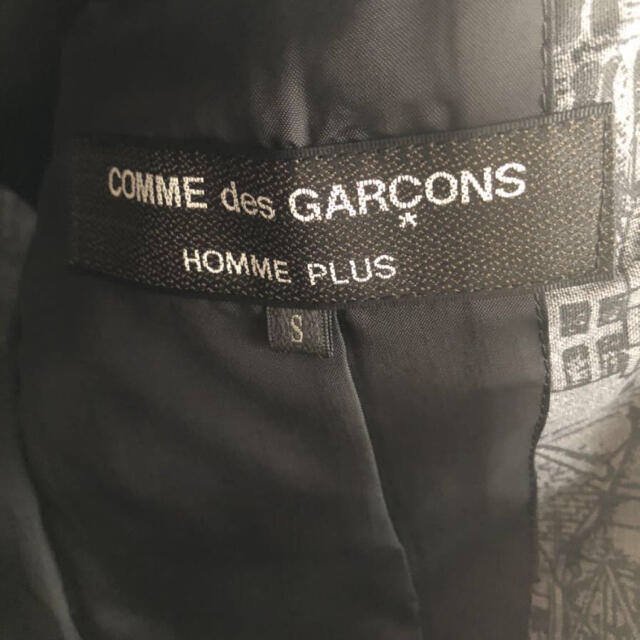 COMME des GARCONS HOMME PLUS(コムデギャルソンオムプリュス)の20ss COMME des GARCONS HOMME PLUS  メンズのジャケット/アウター(テーラードジャケット)の商品写真