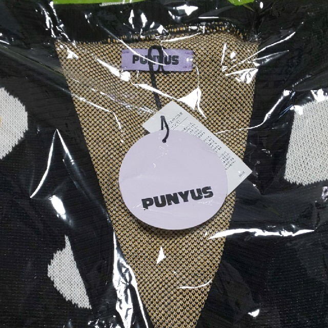 PUNYUS(プニュズ)の目玉焼き柄カーディガン プニュズ レディースのトップス(カーディガン)の商品写真