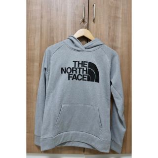 ザノースフェイス(THE NORTH FACE)の【新品未使用】ザノースフェイス　パーカー(パーカー)