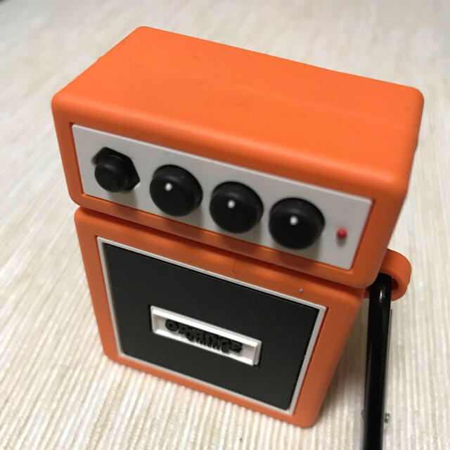 ORANGEのアンプ型AirPodsケース　値下げ不可 スマホ/家電/カメラのスマホアクセサリー(その他)の商品写真