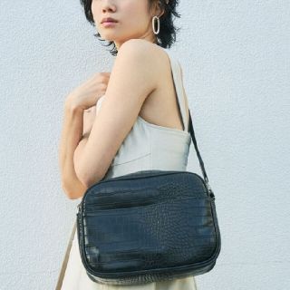 イーエム(e.m.)のEM 宮城舞　SQUARE SHOULDER BAG [Black](ショルダーバッグ)