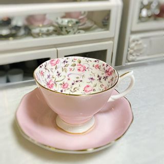 ロイヤルアルバート(ROYAL ALBERT)のロイヤルアルバート　カップ&ソーサー(食器)