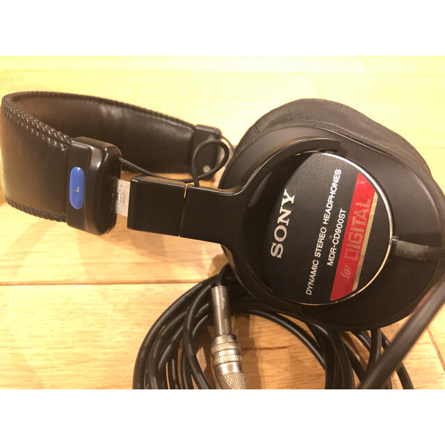 SONY(ソニー)のSony ヘッドフォン　MDR-CD900ST スマホ/家電/カメラのオーディオ機器(ヘッドフォン/イヤフォン)の商品写真