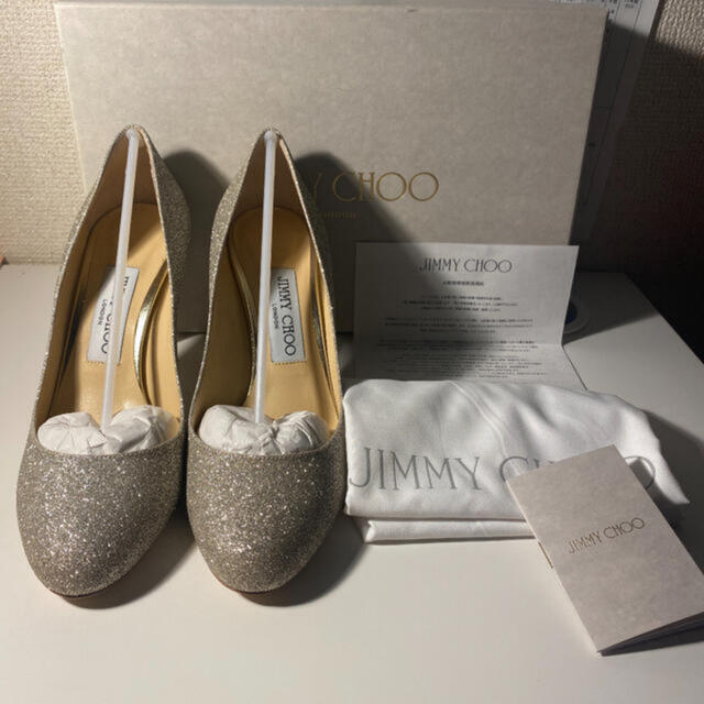 沸騰ブラドン
JIMMY CHOO - karico様 ハイヒール/パンプス 沸騰ブラドン
JIMMY CHOO - karico様 ハイヒール/パンプス