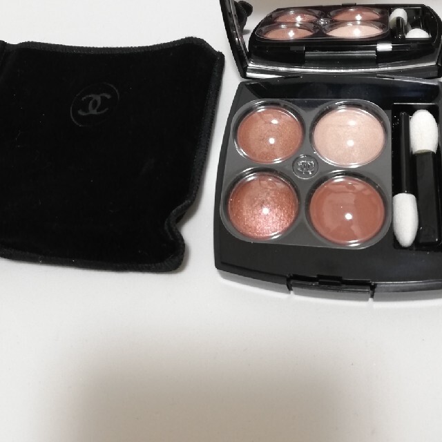 CHANEL　ブーケアンブレ