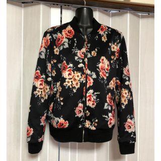 ザラ(ZARA)のZARA 花柄ブルゾンMサイズ(ブルゾン)