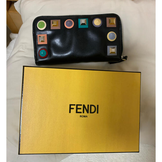 FENDI(フェンディ)のフェンディ 長財布 レディースのファッション小物(財布)の商品写真