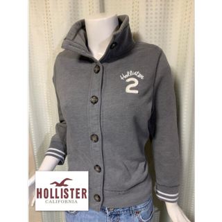 ホリスター(Hollister)のホリスタースタンドカラースエット前ボタンレディース色グレー Mサイズ 七分袖(トレーナー/スウェット)