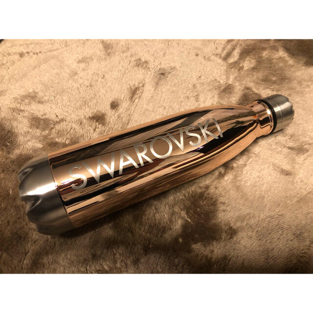 SWAROVSKI(スワロフスキー)の非売品未使用　SWAROVSKIボトル インテリア/住まい/日用品のキッチン/食器(タンブラー)の商品写真