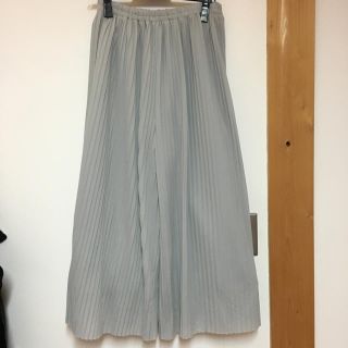 ダブルクローゼット(w closet)のプリーツワイドパンツ(カジュアルパンツ)