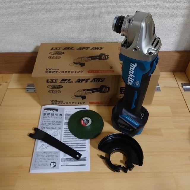 マキタ18V　新品　100mm充電式ディスクグラインダー　無線連動　GA412D