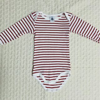 プチバトー(PETIT BATEAU)のプチバトー　ロンパース　67cm(ロンパース)