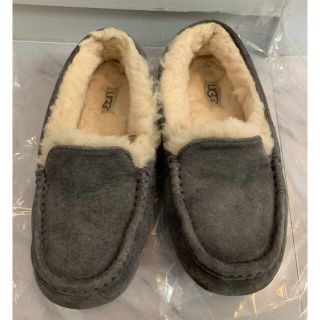 アグ(UGG)のアグ　アンスレー　グレー(スリッポン/モカシン)