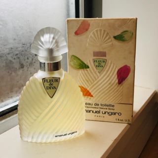 エマニュエルウンガロ(emanuel ungaro)の【未使用・箱付】ウンガロ フルール デ ディーバ ungaro 30ml(香水(女性用))