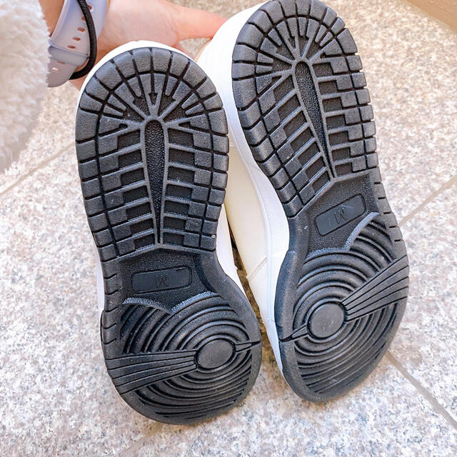 ハイカット　白スニーカー メンズの靴/シューズ(スニーカー)の商品写真