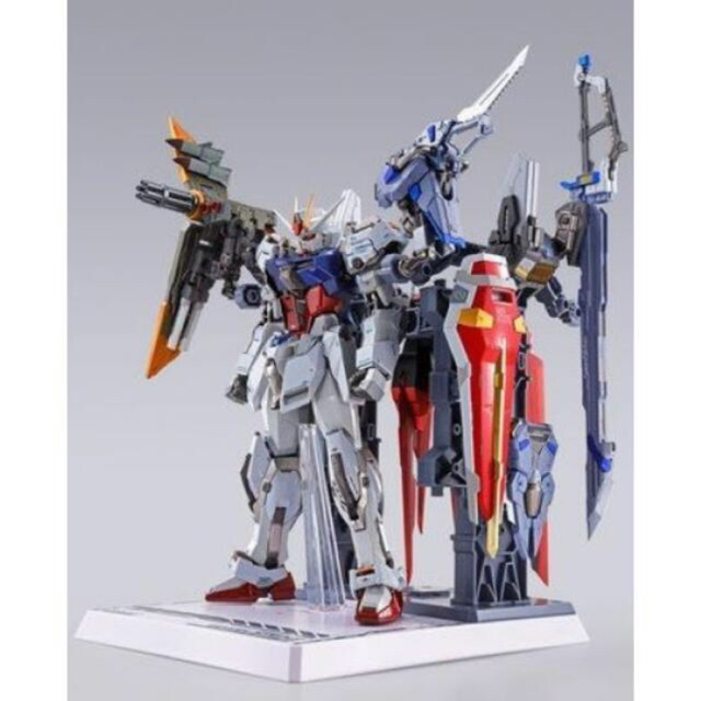 新品未使用 メタルビルド ストライクガンダム本体 ＋ 4パックセット