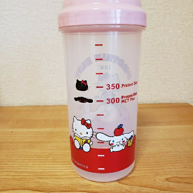 DHC(ディーエイチシー)のプロテインダイエット　限定サンリオキャラクターズ　専用シェーカーコップ 食品/飲料/酒の健康食品(プロテイン)の商品写真