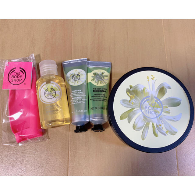 THE BODY SHOP(ザボディショップ)のTHE BODY SHOP モリンガ 詰合せ 新品 コスメ/美容のボディケア(その他)の商品写真