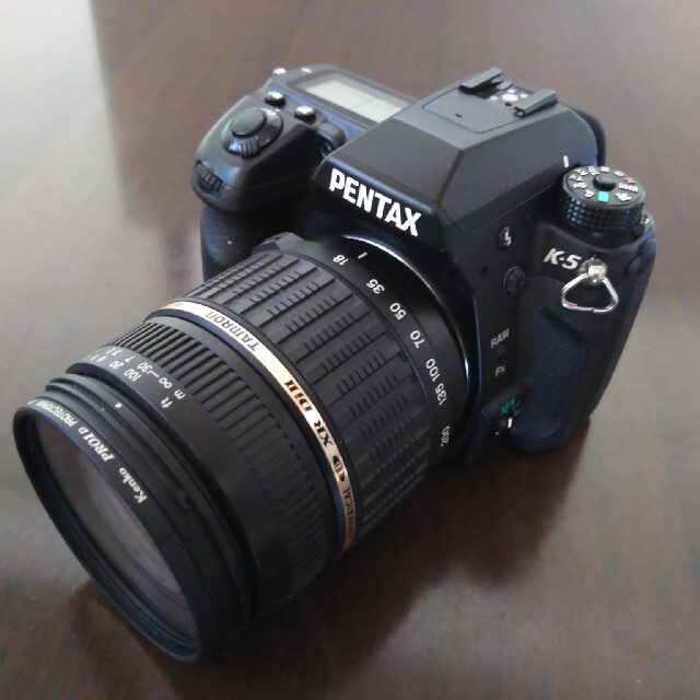 PENTAX(ペンタックス)のペンタックスK-5元箱付  タムロン18-200mmレンズセット スマホ/家電/カメラのカメラ(デジタル一眼)の商品写真