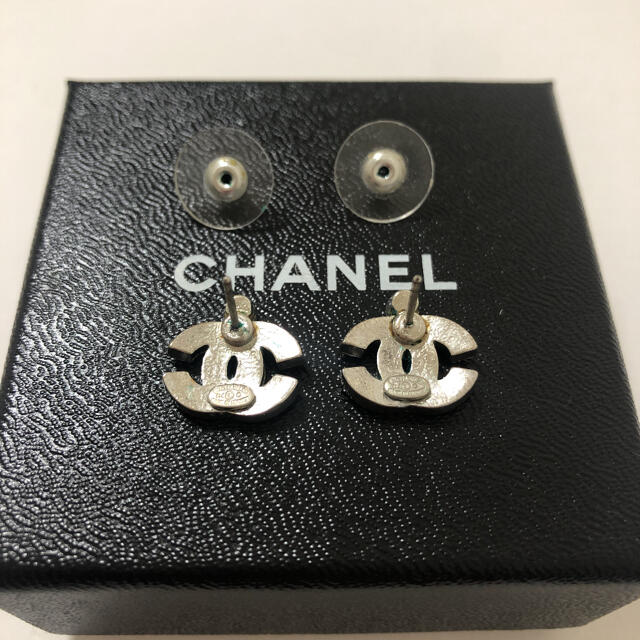 CHANEL(シャネル)のCHANEL シャネル ピアス ココマーク ピンク '04 美品 レディースのアクセサリー(ピアス)の商品写真