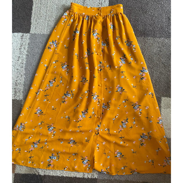 DRWCYS(ドロシーズ)のdrwcys ドロシーズ 花柄 フラワー スカート　ロングスカート レディースのスカート(ロングスカート)の商品写真