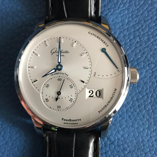 Glashutte Original(グラスヒュッテオリジナル)のグラスヒュッテ・オリジナル パノマティック ルナ1-65-01-22-12-04 メンズの時計(腕時計(アナログ))の商品写真