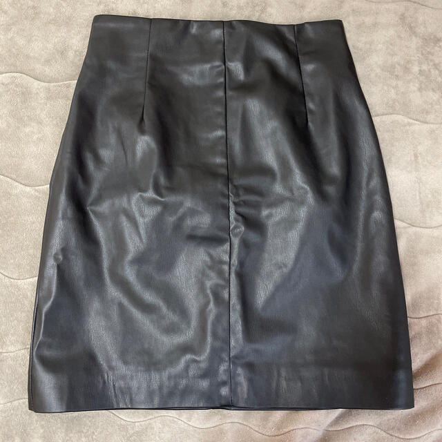 H&M(エイチアンドエム)のレザースカート レディースのスカート(ミニスカート)の商品写真