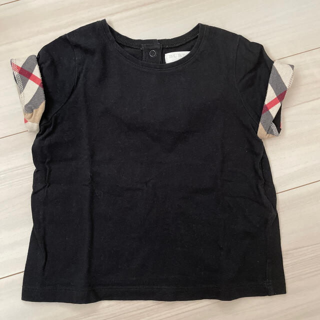 BURBERRY(バーバリー)のバーバリー　Tシャツ　12m 80 キッズ/ベビー/マタニティのベビー服(~85cm)(Ｔシャツ)の商品写真