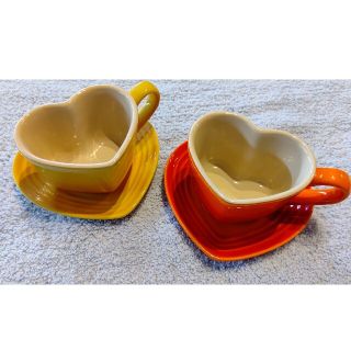 ルクルーゼ(LE CREUSET)のLE CREUSET ハートペアカップ ソーサー付(グラス/カップ)