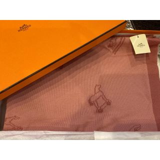 エルメス(Hermes)の新品タグ付き　エルメス　おくるみ　ブランケット　濃ピンク(おくるみ/ブランケット)