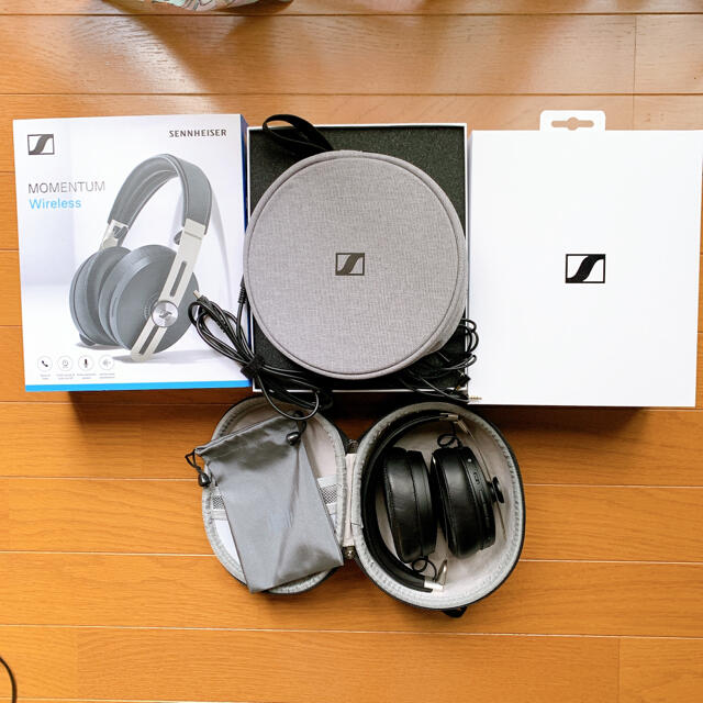 SENNHEISER(ゼンハイザー)のSENNHEISER MOMENTUM Wireless M3AEBTXL 美品 スマホ/家電/カメラのオーディオ機器(ヘッドフォン/イヤフォン)の商品写真